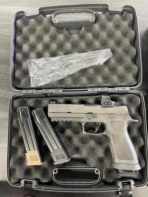 SIG SAUER P320 X5 LEGION w/ ROMEO 1 Pro Dot