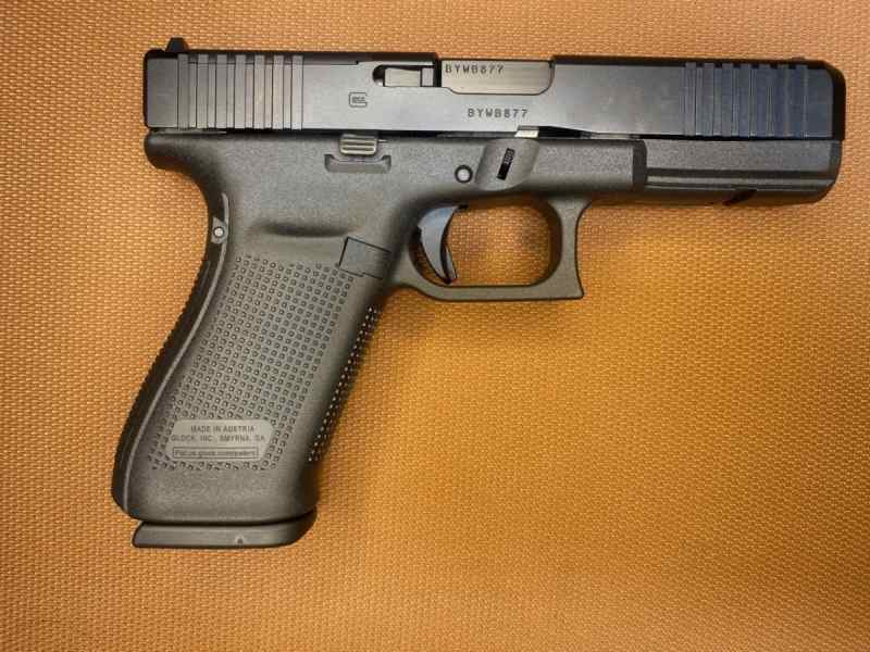 &gt;NEW IN BOX - Glock 21 Gen 5 MOS - 45ACP - OR