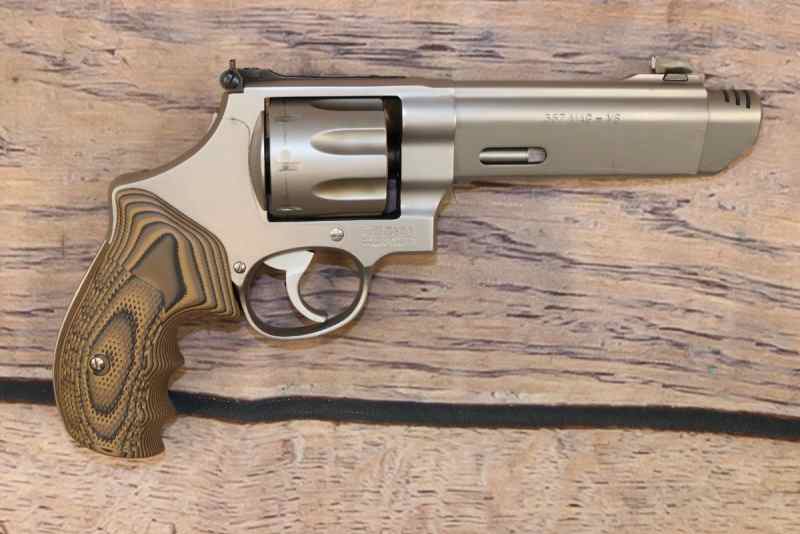 Smith &amp; Wesson 627-5 