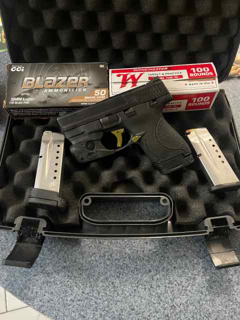 Smith&amp;Wesson M&amp;P Shield 9mm