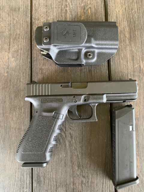Glock 17 9MM