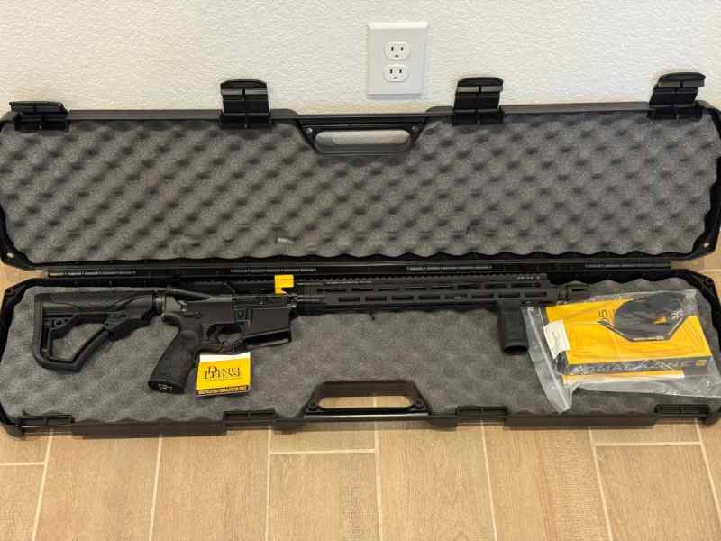 NEW Daniel Defense DDM4V7 5.56