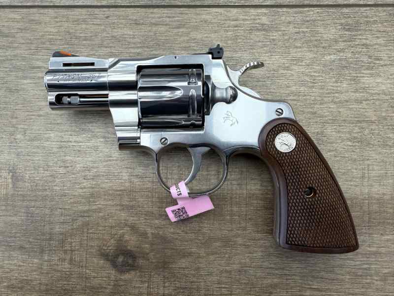 *NEW IN BOX* COLT PYTHON IN .357 MAGNUM STAINLESS
