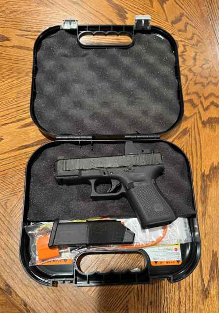 Glock 19 Gen 5 MOS RMR Trijicon Sights 