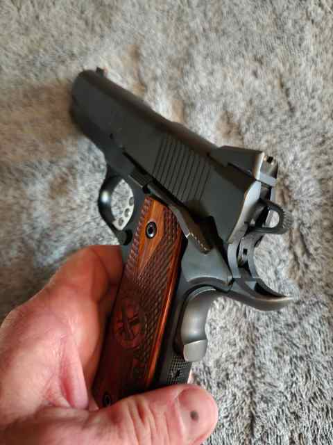 Springfield 1911 R.O. Champion 45 ACP