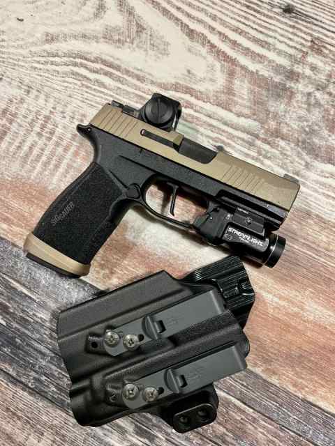 Sig Sauer p365 XMacro Tacops w/Extras