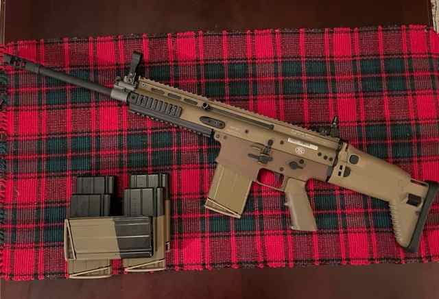 FN Herstal, Belgium, SCAR 17S caliber: 7.62, Exc