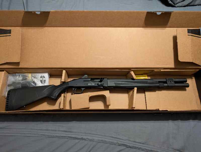 Mossberg 940 tactical pro w/holosun mounted 