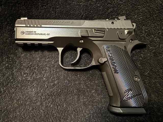 WTS NIB CZ Shadow 2 Carry with two extra magazines
