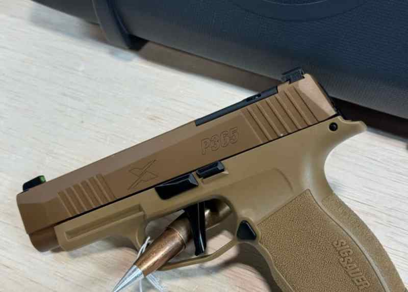 Sig P365XL 9mm Sig Sauer P365XL 2A P365