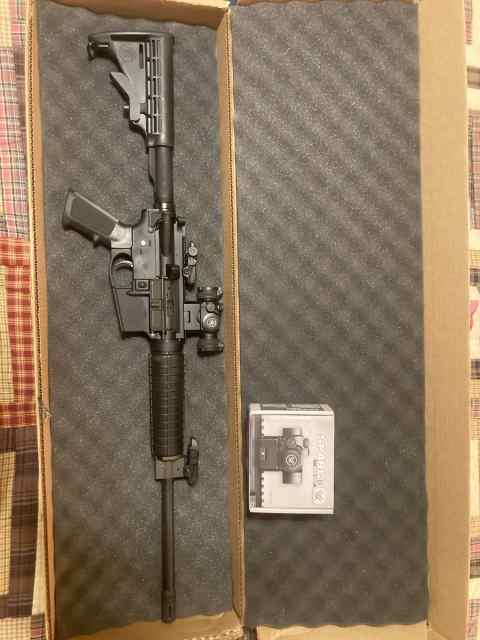 Smith and Wesson M&amp;P AR15, 5.56